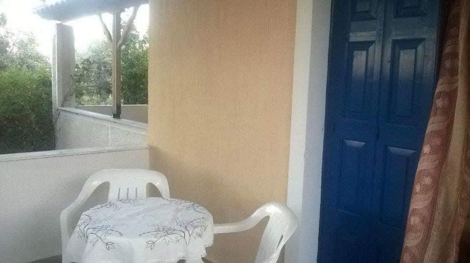 Oasis Studios Skala Kallonis Exterior photo